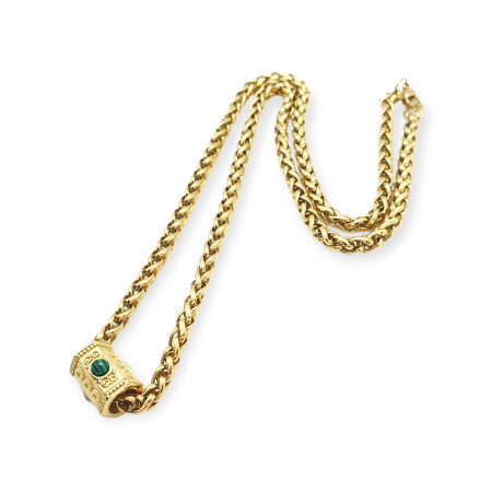necklace withs steel gold chain and gold element with green bead1